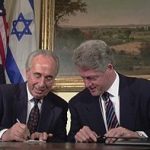 Flickr_-_Government_Press_Office_(GPO)_-_Peres_and_Clintonויקיפדיה_2